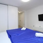Zebra Apartment