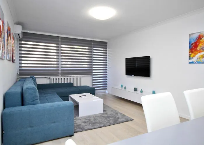 Zebra Apartment