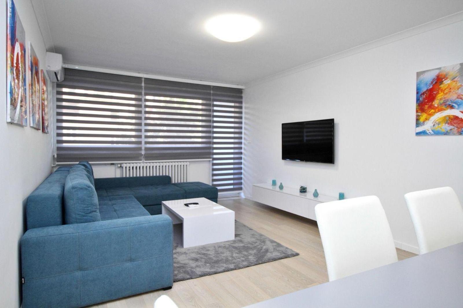 Zebra Apartment